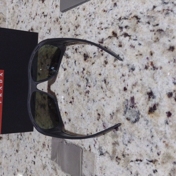 Prada men sunglass sps 04V made in Italy - Picture 3 of 7